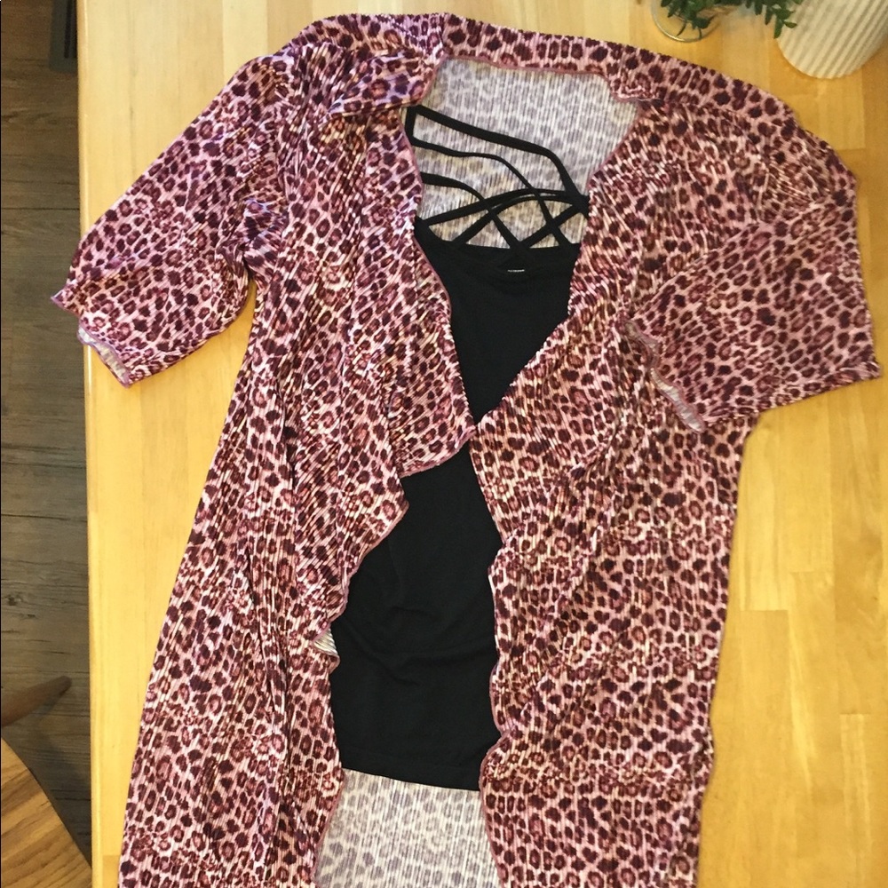 Lularoe Shirley cover up 💛💛